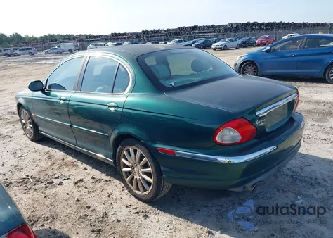 2005 Jaguar X-Type 3.0 z USA, uszkodzony, nr VIN SAJWA51A65WE46982